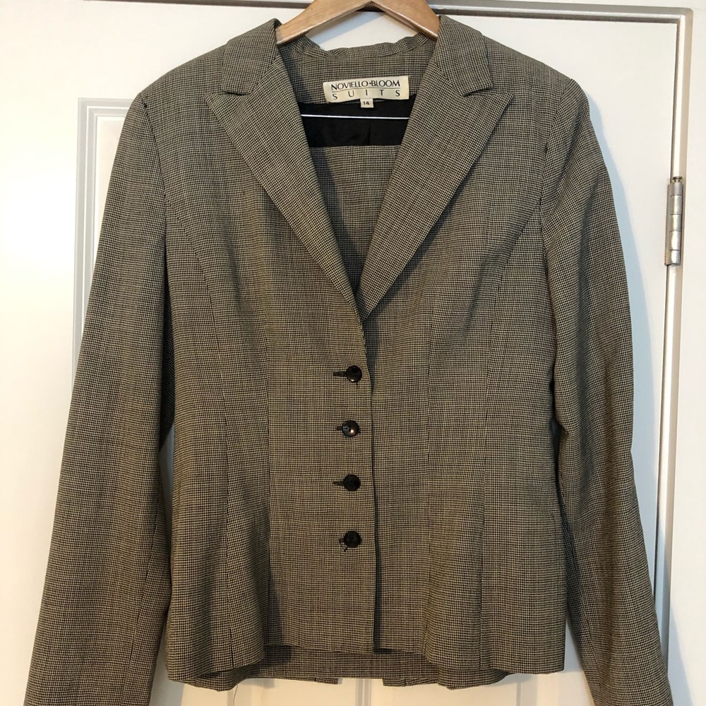 Novello Bloom Suit